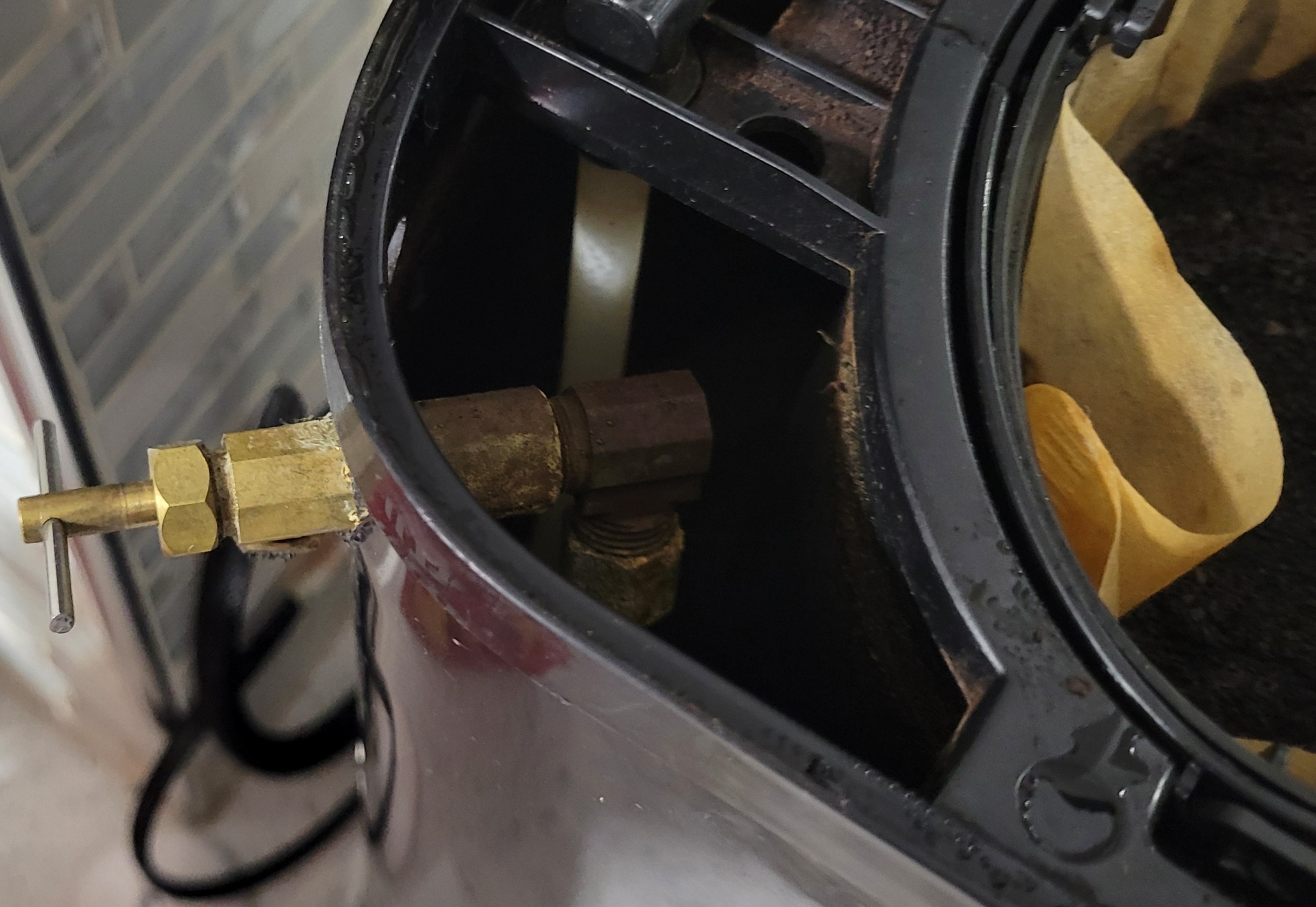 The opposite side of the water connection. The first version of this idea was a manually open/close valve!